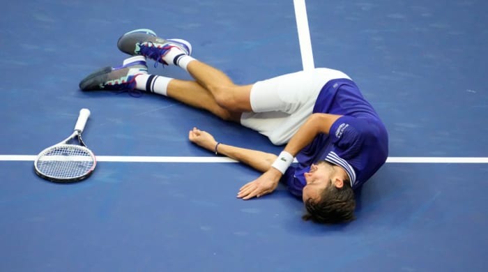 Daniil Medvedev wins the 2021 U.S. Open men's singles